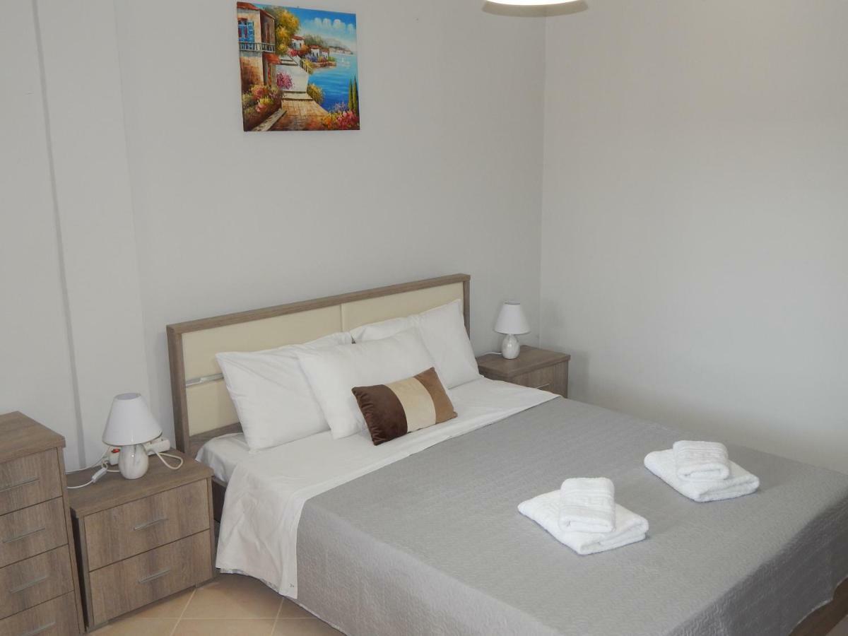 Peters Apartment Corfu (city) Екстер'єр фото